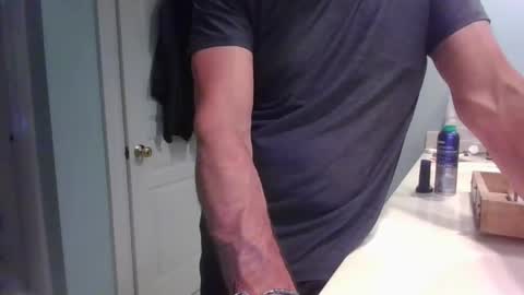 justanotherdadbod2025 online show from May 29, 2026, 3:04 am