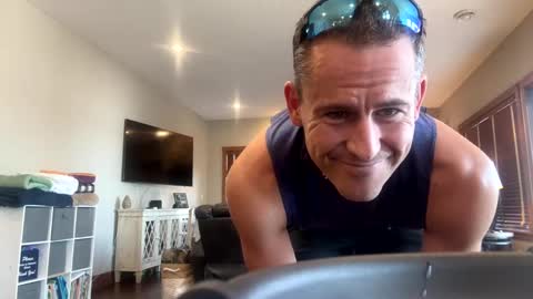 Snapshot of justdo1982 chatting on March 12, 2025, 8:31 pm justdo1982 online show from March 12, 2025, 8:31 pm