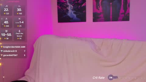 Snapshot of justgisselle chatting on December 2, 2024, 12:52 am Gisselle Rate me with a thumbs up online show from December 2, 2024, 12:52 am