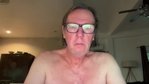 justin_hornyyyy online show from December 19, 2025, 11:34 pm