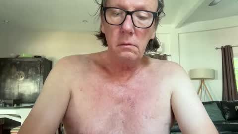 justin_hornyyyy online show from December 23, 2025, 5:05 am