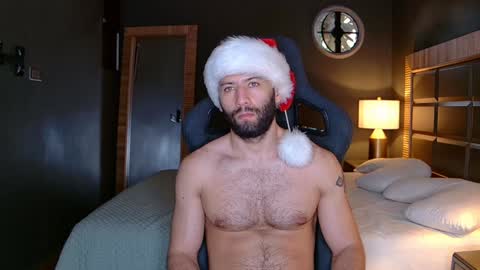 Snapshot of justin_hton chatting on December 6, 2024, 4:06 pm Justin online show from December 6, 2024, 4:06 pm