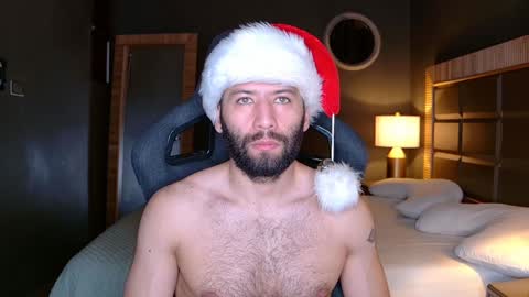 Snapshot of justin_hton chatting on December 16, 2024, 10:50 am Justin online show from December 16, 2024, 10:50 am
