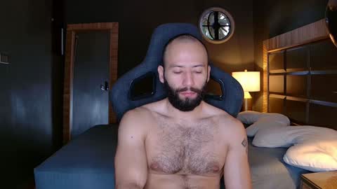 Snapshot of justin_hton chatting on January 12, 2025, 1:16 pm Justin online show from January 12, 2025, 1:16 pm