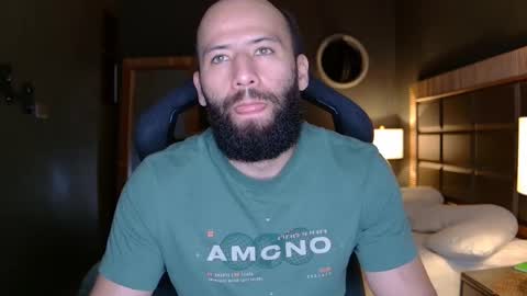 Snapshot of justin_hton chatting on November 9, 2025, 1:37 am Justin online show from November 9, 2025, 1:37 am