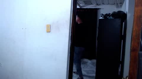 JUSTIN online show from November 28, 2025, 4:15 am