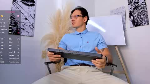 Snapshot of justin_valverde chatting on November 26, 2025, 2:56 am Justin online show from November 26, 2025, 2:56 am