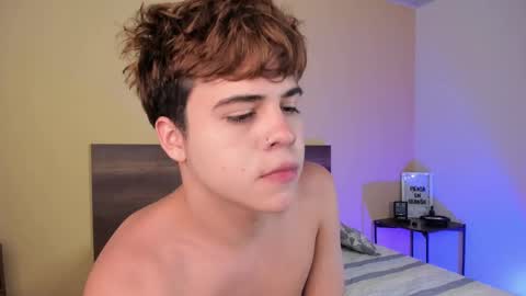 Snapshot of justinbiler chatting on January 5, 2025, 3:45 pm Justin online show from January 5, 2025, 3:45 pm