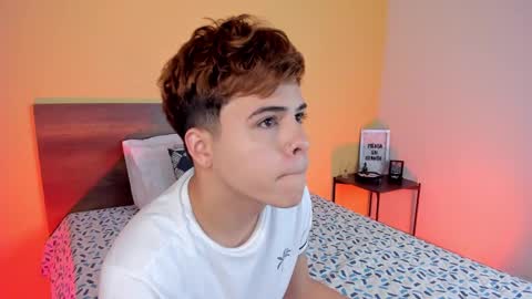 Snapshot of justinbiler chatting on January 16, 2025, 12:31 pm Justin online show from January 16, 2025, 12:31 pm