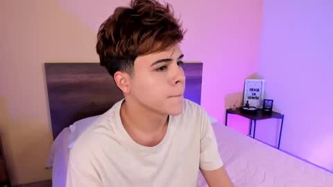 Snapshot of justinbiler chatting on January 17, 2025, 12:31 pm Justin online show from January 17, 2025, 12:31 pm