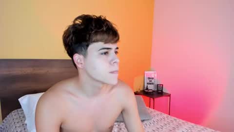 Snapshot of justinbiler chatting on January 18, 2025, 12:26 pm Justin online show from January 18, 2025, 12:26 pm