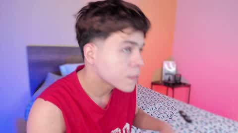 Snapshot of justinbiler chatting on February 8, 2025, 12:39 pm Justin online show from February 8, 2025, 12:39 pm