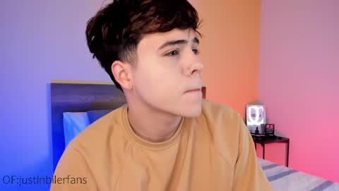 Snapshot of justinbiler chatting on February 17, 2025, 12:38 pm Justin online show from February 17, 2025, 12:38 pm