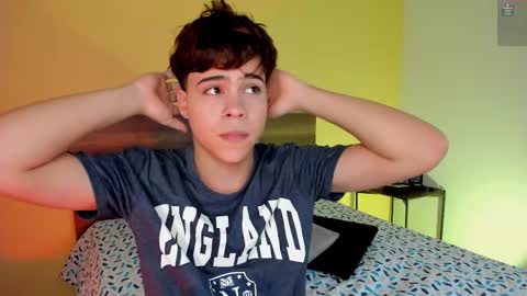 Snapshot of justinbiler chatting on February 23, 2025, 12:27 pm Justin online show from February 23, 2025, 12:27 pm