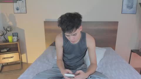 Snapshot of justinbiler chatting on September 11, 2025, 12:27 pm Justin online show from September 11, 2025, 12:27 pm