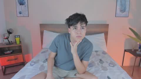 Snapshot of justinbiler chatting on September 12, 2025, 12:38 pm Justin online show from September 12, 2025, 12:38 pm