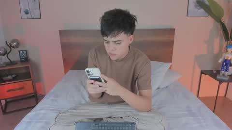 Snapshot of justinbiler chatting on September 13, 2025, 12:38 pm Justin online show from September 13, 2025, 12:38 pm