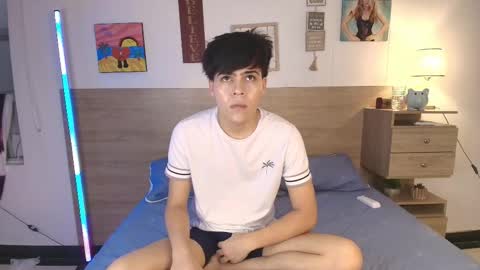 Snapshot of justinbiler chatting on September 27, 2025, 1:49 pm Justin online show from September 27, 2025, 1:49 pm