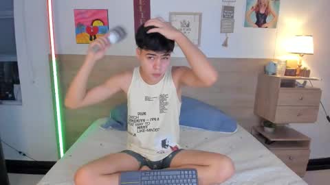 Snapshot of justinbiler chatting on October 10, 2025, 1:10 pm Justin online show from October 10, 2025, 1:10 pm