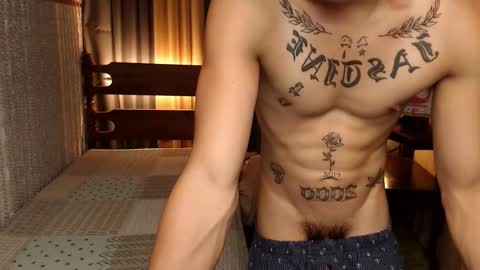 justine_hunk online show from December 3, 2024, 4:14 am