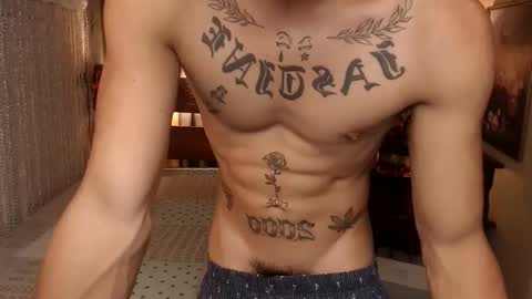 justine_hunk online show from January 8, 2026, 5:21 am