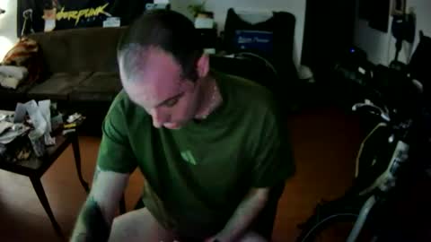 justinelsmith online show from October 22, 2025, 7:19 am