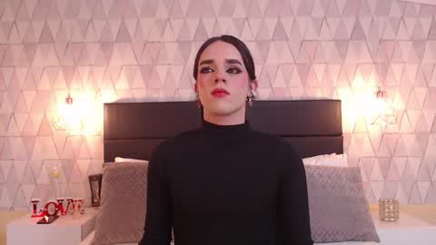 Justine online show from January 22, 2025, 5:48 am