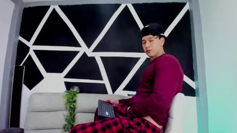 Snapshot of justinfuller_31 chatting on November 3, 2025, 5:25 pm justinfuller_31 online show from November 3, 2025, 5:25 pm