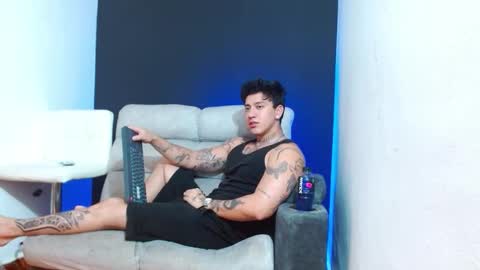 justinfuller_31 online show from March 26, 2026, 2:55 pm