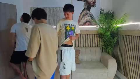 justingtime21 online show from December 17, 2025, 5:46 am