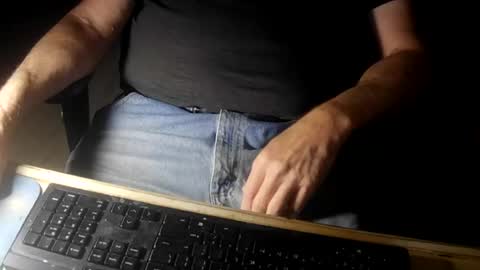 Justme39057 online show from August 7, 2026, 7:27 pm