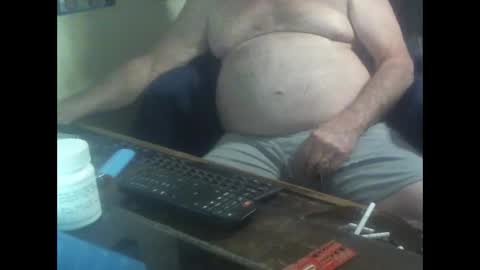 justmeohio online show from December 18, 2025, 2:39 am