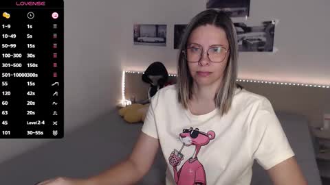 Snapshot of justmexy7 chatting on October 7, 2025, 5:48 am Julie online show from October 7, 2025, 5:48 am