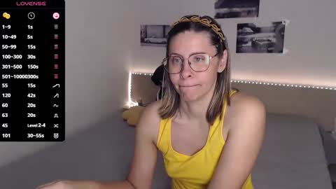 Snapshot of justmexy7 chatting on October 8, 2025, 3:59 am Julie online show from October 8, 2025, 3:59 am