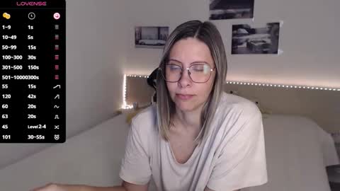 Snapshot of justmexy7 chatting on October 16, 2025, 4:13 am Julie online show from October 16, 2025, 4:13 am