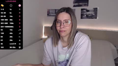 Snapshot of justmexy7 chatting on October 20, 2025, 3:51 am Julie online show from October 20, 2025, 3:51 am