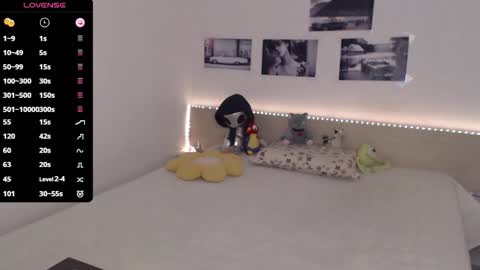 Snapshot of justmexy7 chatting on November 12, 2025, 5:02 pm Julie online show from November 12, 2025, 5:02 pm