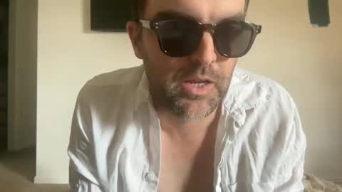 Snapshot of justnick163800 chatting on February 25, 2026, 3:05 am justnick163800 online show from February 25, 2026, 3:05 am