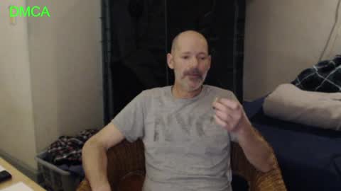 Justonetime1 online show from April 19, 2026, 1:05 am