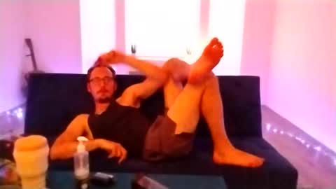 justsailing31 online show from November 11, 2025, 3:01 pm