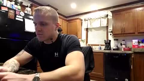 justus0624 online show from October 10, 2025, 2:10 am