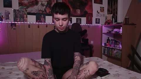 Juuzou hehim u can call me Juz online show from April 9, 2026, 6:24 pm