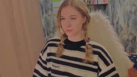 Snapshot of juxxxsybunx chatting on December 4, 2025, 6:12 am Juxsy online show from December 4, 2025, 6:12 am