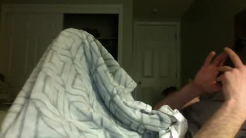 J and Sugar snap pea online show from February 25, 2026, 11:36 pm