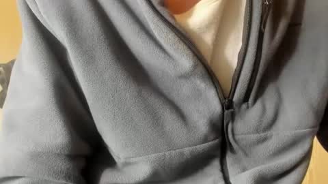 Snapshot of jyerro64 chatting on March 23, 2026, 10:08 am Im Jy online show from March 23, 2026, 10:08 am