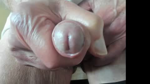 Snapshot of jyerro64 chatting on April 1, 2026, 2:25 pm Im Jy online show from April 1, 2026, 2:25 pm