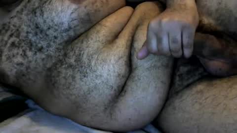 jyhawk305_ online show from December 21, 2025, 3:52 pm