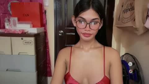 Snapshot of kaamy_dake chatting on February 4, 2026, 6:25 pm KAAMY online show from February 4, 2026, 6:25 pm