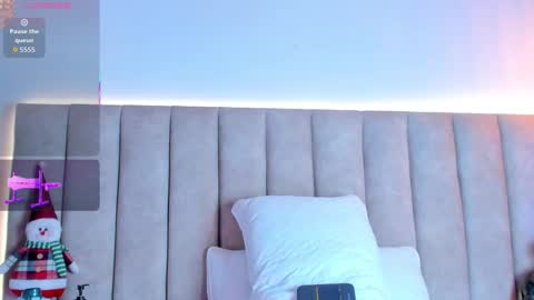 kaarol01 online show from December 21, 2025, 3:02 am