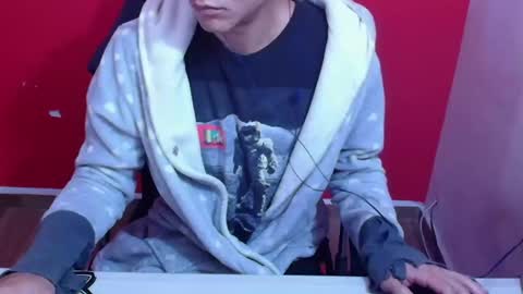 Snapshot of kael_art_d chatting on October 24, 2025, 3:52 pm kael_art_d online show from October 24, 2025, 3:52 pm